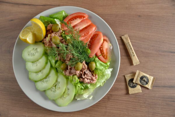 Tuna Salata
